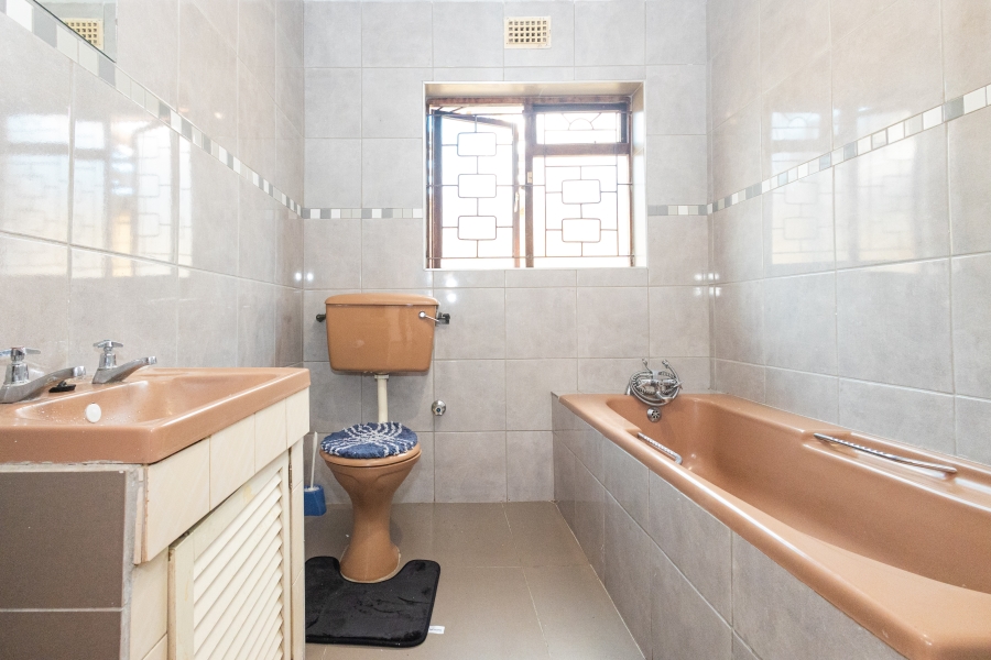 3 Bedroom Property for Sale in Belhar Western Cape
